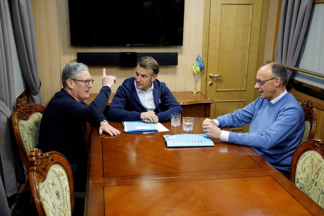 Lãnh đạo Anh, Pháp, Đức di chuyển bằng tàu hỏa đến Ukraine. (Ảnh: Reuters)