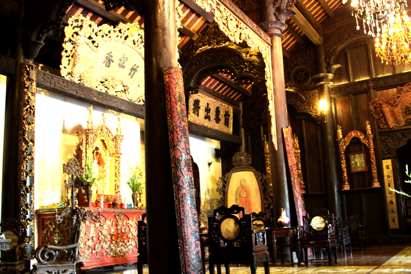 Một ngóc bên trong của căn nhà kiến trúc Pháp