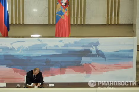 Tổng thống Nga Putin có mặt tại cuộc họp báo tại điện Kremlin năm 2007