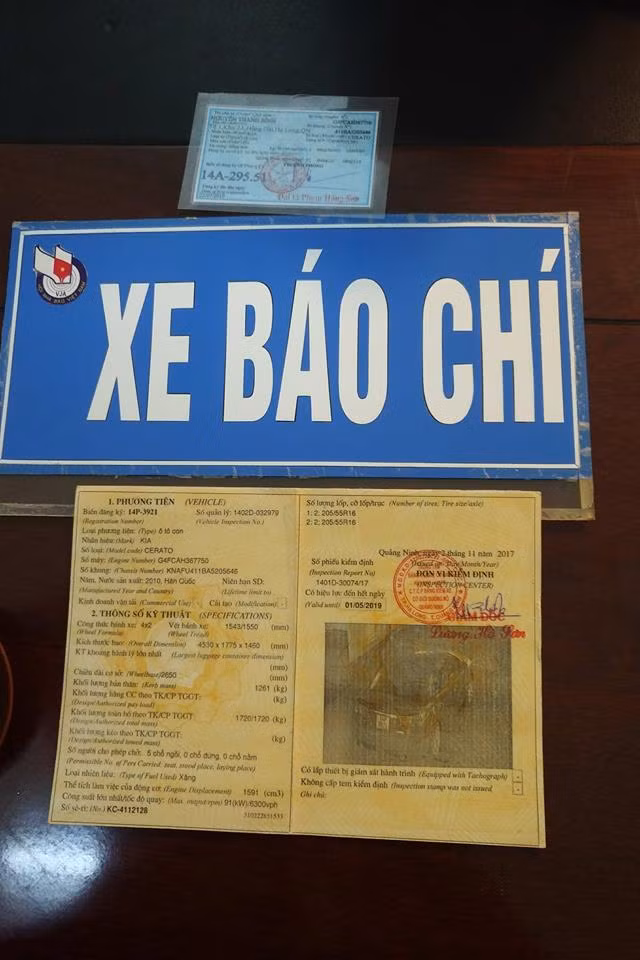 Tạm đình chỉ 3 cán bộ quản lý thị trường chặn xe tải giữa đường ảnh 2