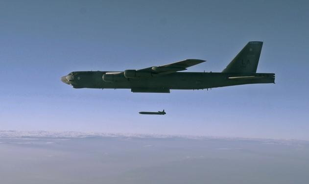 Máy bay B-52 Stratofortress phóng thử ARRM. Ảnh: Không quân Mỹ. Máy bay B-52 Stratofortress phóng thử ARRM. Ảnh: Không quân Mỹ.