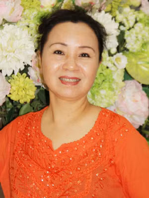 NSƯT Minh Thu tại gia. Ảnh: N.M.Hà