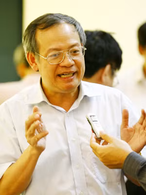 Ông Đinh Xuân Thảo. Ảnh: Hồng Vĩnh. Ông Đinh Xuân Thảo Ảnh: Hồng Vĩnh