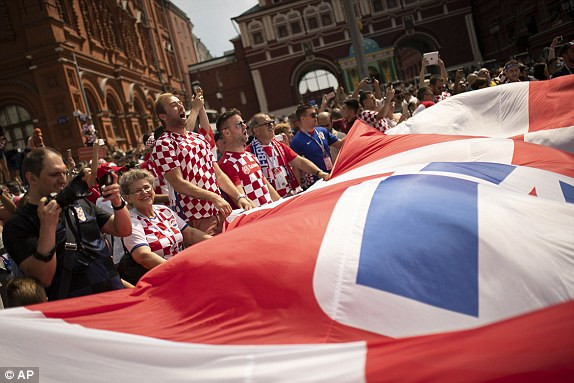 Hạ gục Croatia, Pháp vô địch World Cup sau 20 năm ảnh 4