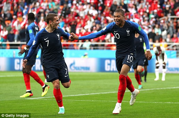 Pháp vào vòng 1/8 World Cup nhờ bàn thắng lịch sử của Mbappe ảnh 5