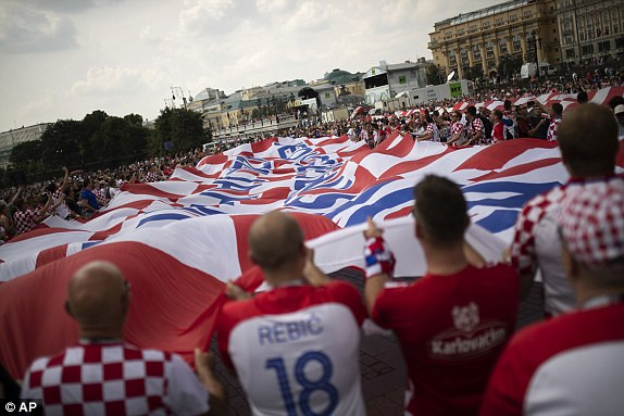Hạ gục Croatia, Pháp vô địch World Cup sau 20 năm ảnh 5