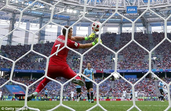 Pháp loại Uruguay, tiến vào bán kết World Cup 2018 ảnh 32