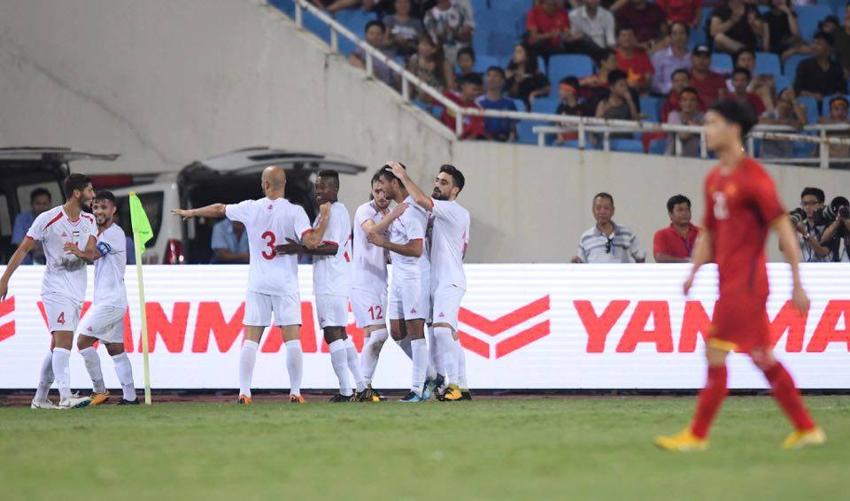 Công Phượng tỏa sáng, U23 Việt Nam ngược dòng thắng Palestine ảnh 12