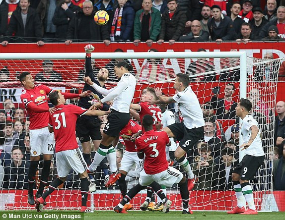 Rashford lập cú đúp, M.U hạ Liverpool ở derby nước Anh ảnh 16