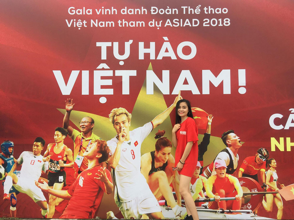 Olympic Việt Nam đã về tới sân bay Nội Bài ảnh 8