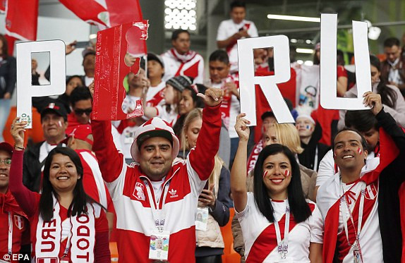 Pháp vào vòng 1/8 World Cup nhờ bàn thắng lịch sử của Mbappe ảnh 15