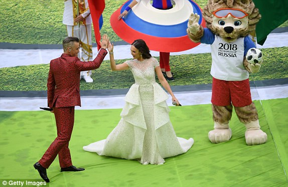 Nước Nga tưng bừng náo nhiệt khai hội World Cup 2018 ảnh 12