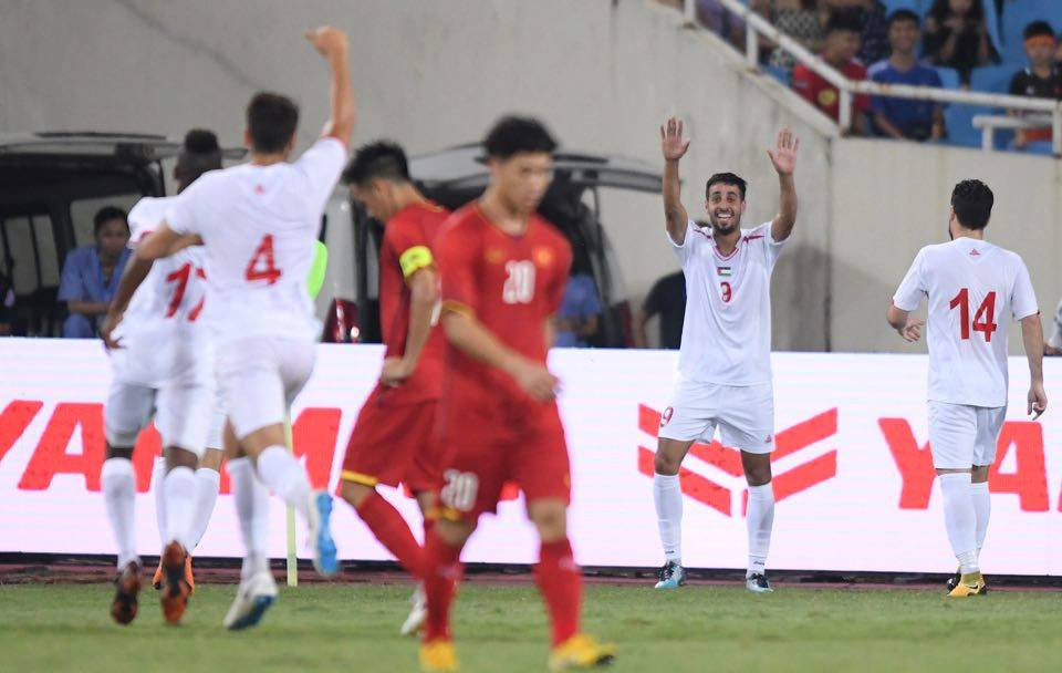 Công Phượng tỏa sáng, U23 Việt Nam ngược dòng thắng Palestine ảnh 13