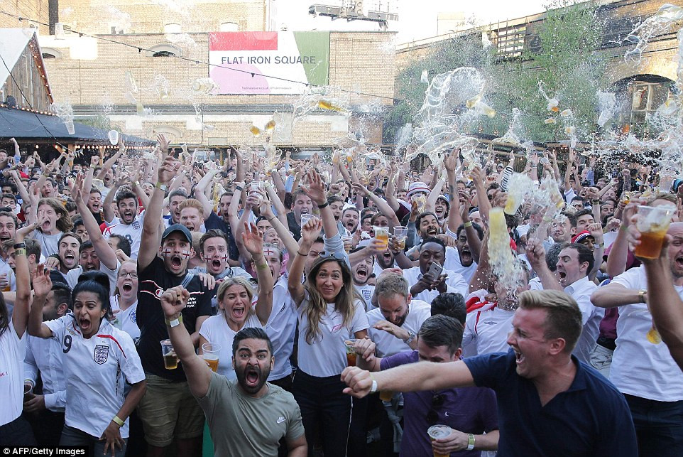 Thắng Anh hiệp phụ, Croatia gặp Pháp ở chung kết World Cup ảnh 32