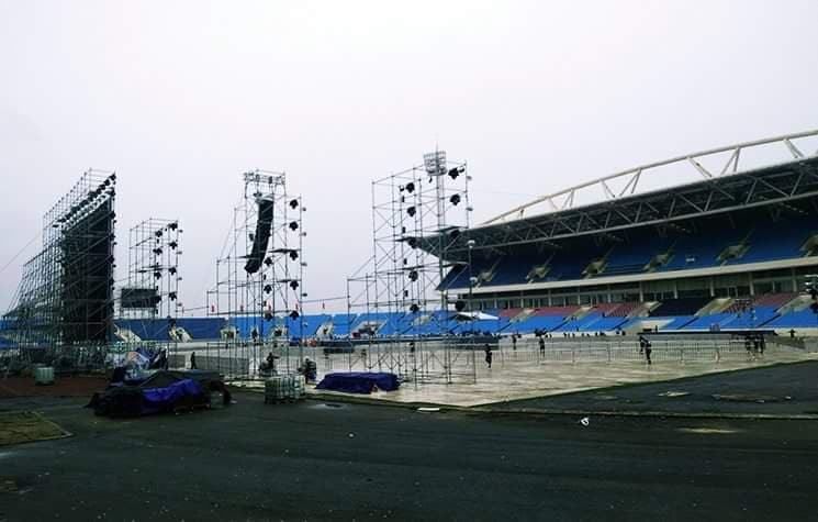 Olympic Việt Nam đã về tới sân bay Nội Bài ảnh 27