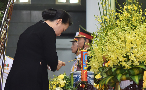 Hình ảnh Lãnh đạo Đảng, Nhà nước viếng Chủ tịch nước Trần Đại Quang ảnh 11