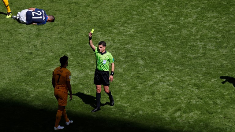 Pogba và công nghệ VAR giải cứu Pháp trước Australia ảnh 17