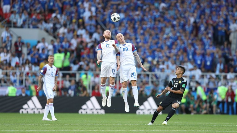 Messi đá hỏng phạt đền, Argentina bị Iceland cầm hòa ảnh 19