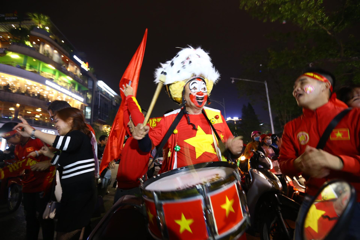 Chiến đấu quả cảm, Việt Nam vào tứ kết giải U23 châu Á ảnh 2