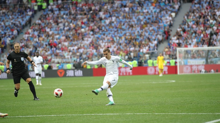 Pháp loại Uruguay, tiến vào bán kết World Cup 2018 ảnh 31