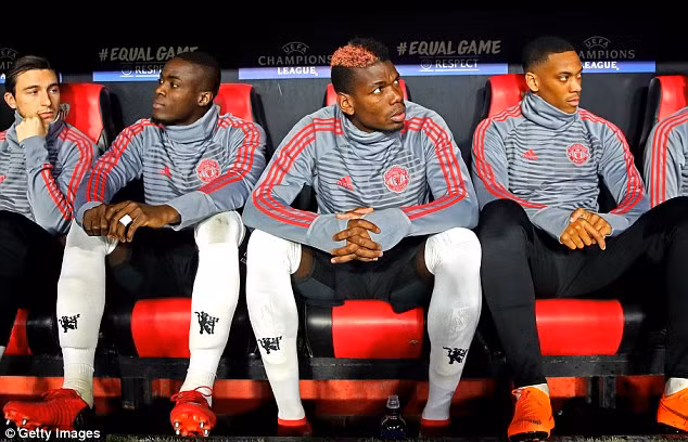 Ngôi sao Pogba dọa rời khỏi M.U vì mâu thuẫn với Mourinho ảnh 1