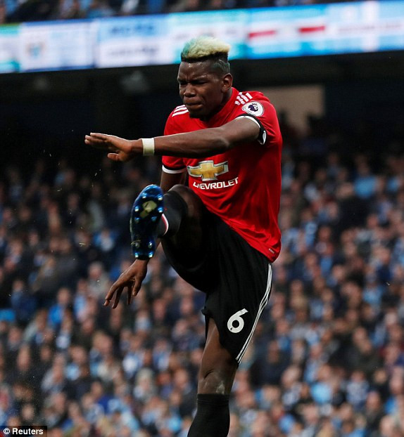 Ngược dòng khó tin, M.U cản Man City vô địch sớm ảnh 17