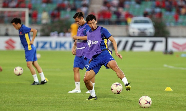 Văn Toàn bị từ chối bàn thắng, Việt Nam chia điểm với Myanmar ảnh 13