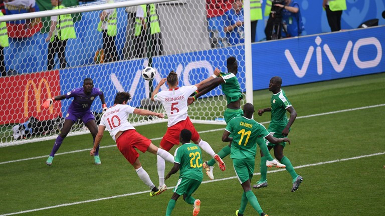 Hàng thủ chơi tệ, Ba Lan thua đau Senegal trận ra quân World Cup ảnh 24