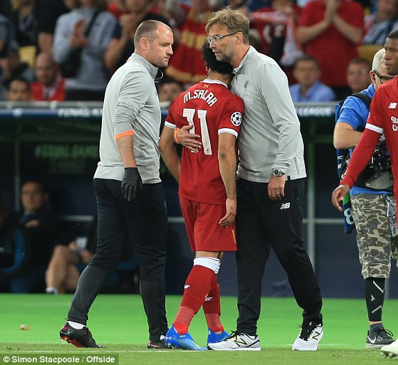 Thủ môn Liverpool đã 'dâng' cúp cho Real như thế nào? ảnh 7