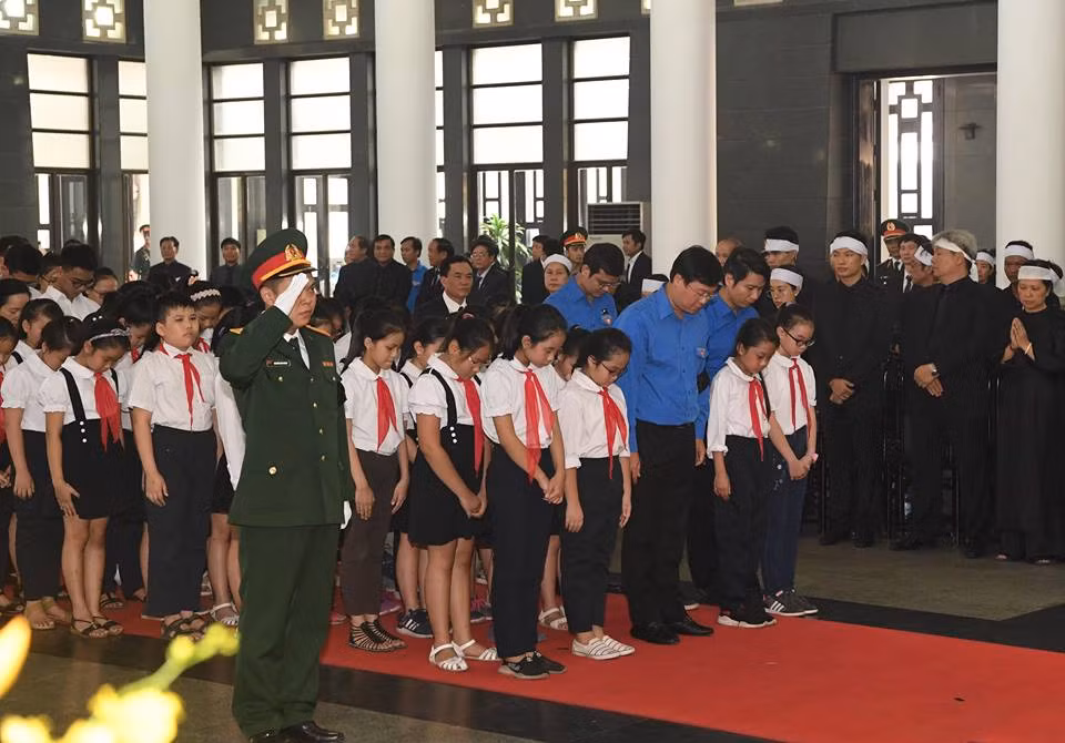 Những hình ảnh xúc động tại lễ viếng nguyên Tổng Bí thư Đỗ Mười ảnh 21