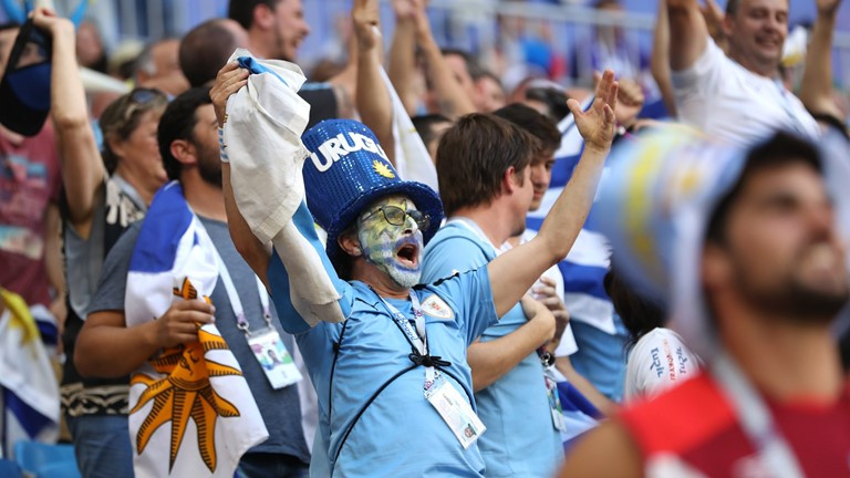 Uruguay thắng '3 sao' chủ nhà Nga, giành ngôi đầu bảng ảnh 21