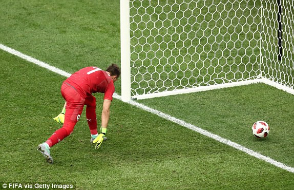 Pháp loại Uruguay, tiến vào bán kết World Cup 2018 ảnh 35