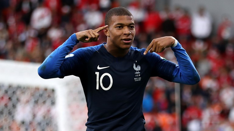 Pháp vào vòng 1/8 World Cup nhờ bàn thắng lịch sử của Mbappe ảnh 12