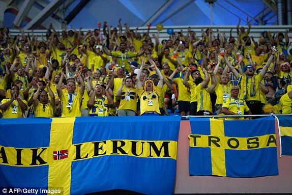 Toni Kroos ghi tuyệt phẩm, giải cứu tuyển Đức khỏi 'cửa tử' ảnh 16