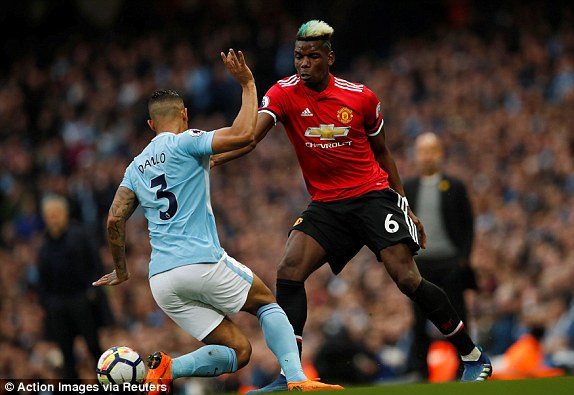 Ngược dòng khó tin, M.U cản Man City vô địch sớm ảnh 12