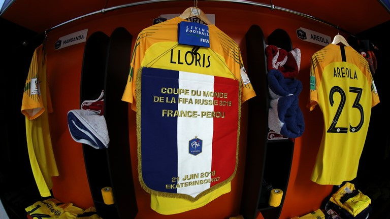 Pháp vào vòng 1/8 World Cup nhờ bàn thắng lịch sử của Mbappe ảnh 23