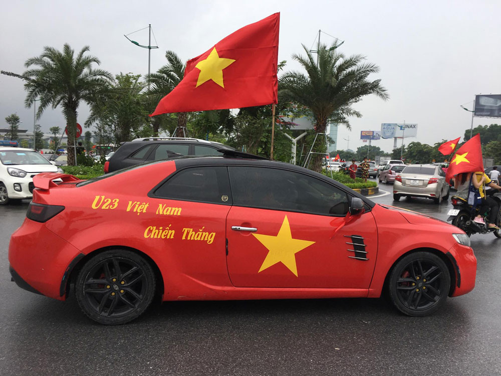 Olympic Việt Nam đã về tới sân bay Nội Bài ảnh 29