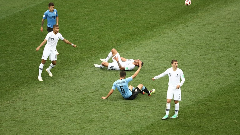 Pháp loại Uruguay, tiến vào bán kết World Cup 2018 ảnh 23