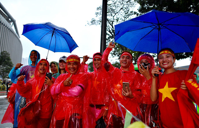 Hòa Malaysia 2-2, tuyển Việt Nam có lợi thế ở chung kết lượt về ảnh 10