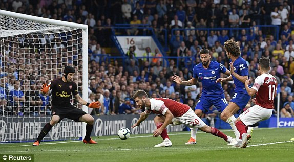 Marcos Alonso tỏa sáng, Chelsea hạ Arsenal ở derby London ảnh 24