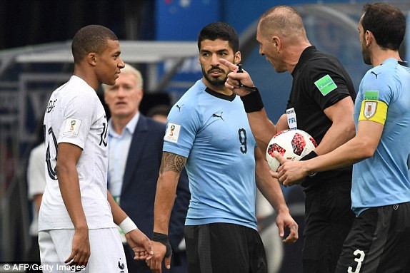 Pháp loại Uruguay, tiến vào bán kết World Cup 2018 ảnh 39
