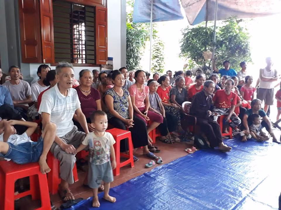 Ngàn cung bậc cảm xúc của CĐV Việt Nam ở trận bán kết ảnh 29