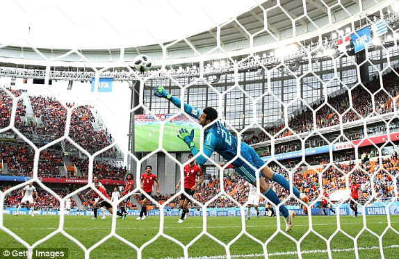 Uruguay hạ Ai Cập bằng bàn thắng ở phút 89 ảnh 20