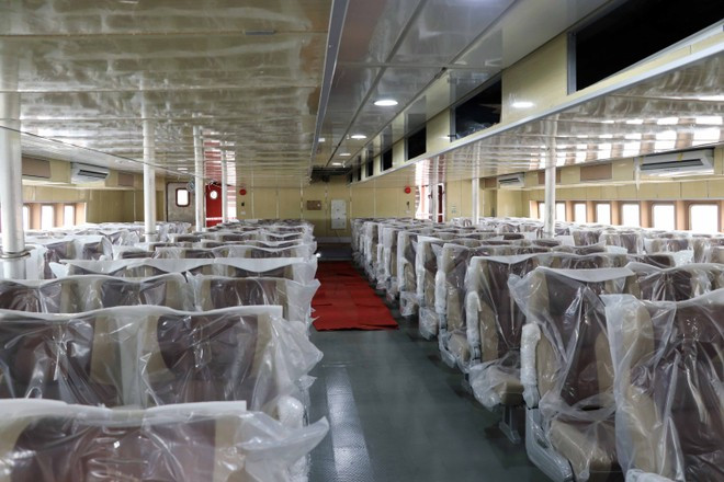 Khoang chở khách được bố trí rộng rãi, tiện nghi