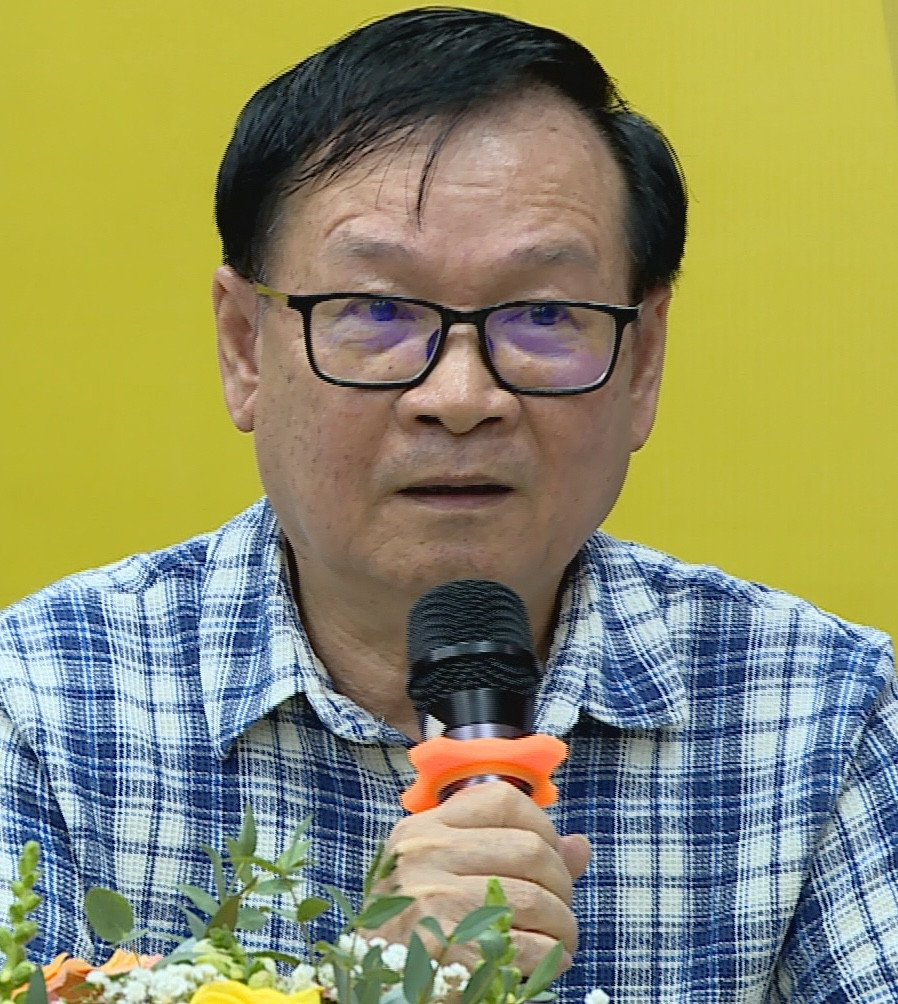 Nhà văn Nguyễn Nhật Ánh. Nhà văn Nguyễn Nhật Ánh.