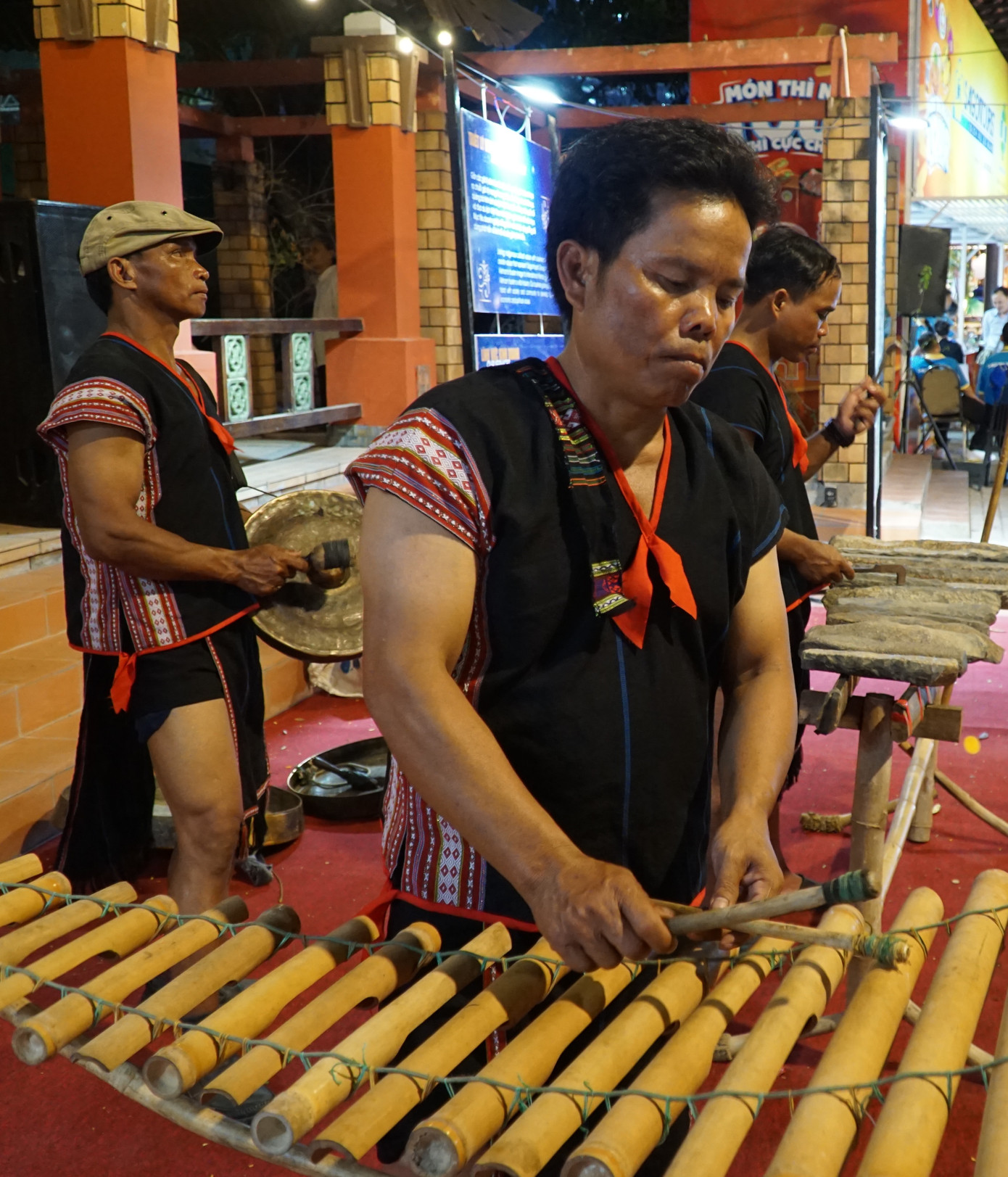 Du khách được trải nghiệm văn hoá nhiều vùng miền