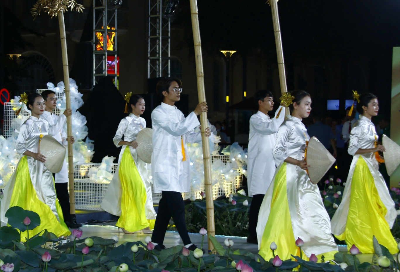 Cuộc thi đã thu hút đông đảo các cá nhân và tập thể tham gia