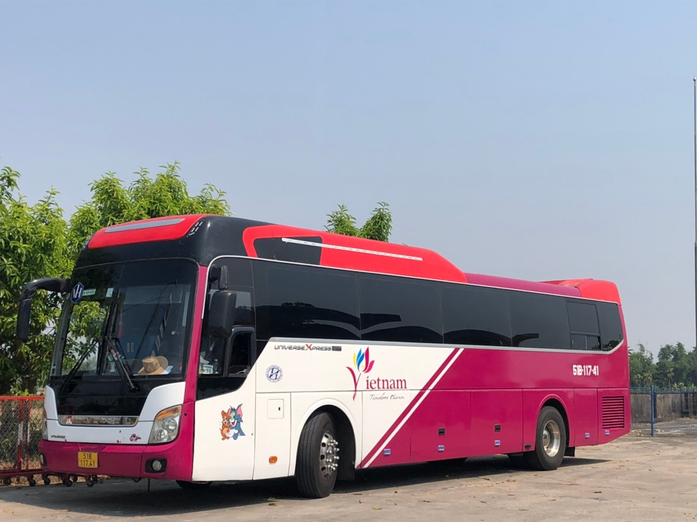 Xe trung chuyển khách đi tàu tuyến đường biển TPHCM- Côn Đảo Xe trung chuyển khách đi tàu tuyến đường biển TPHCM- Côn Đảo