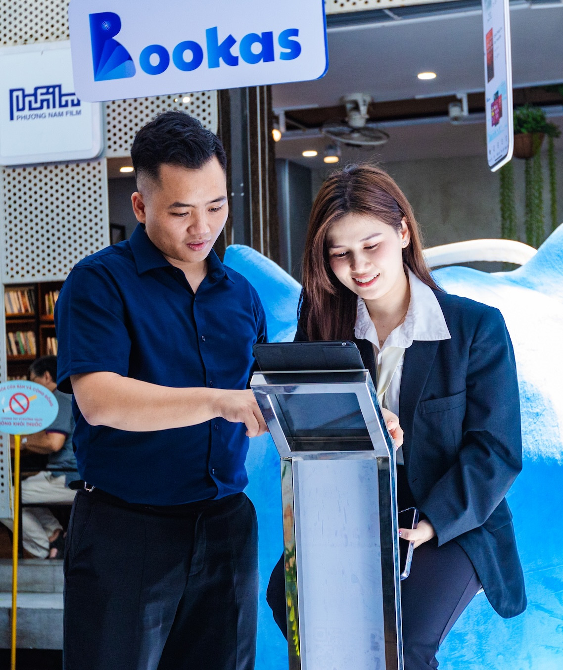 Bạn đọc trải nghiệm với sách nói Bookas