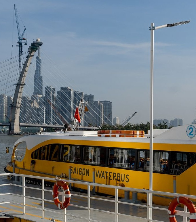 Công ty Thường Nhật hiện đang khai thác vận tải đường thuỷ trên sông Sài Gòn